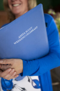 Anita Scott Wedding Celebrant in Bedfordshire, Hertfordshire and Buckinghamshire